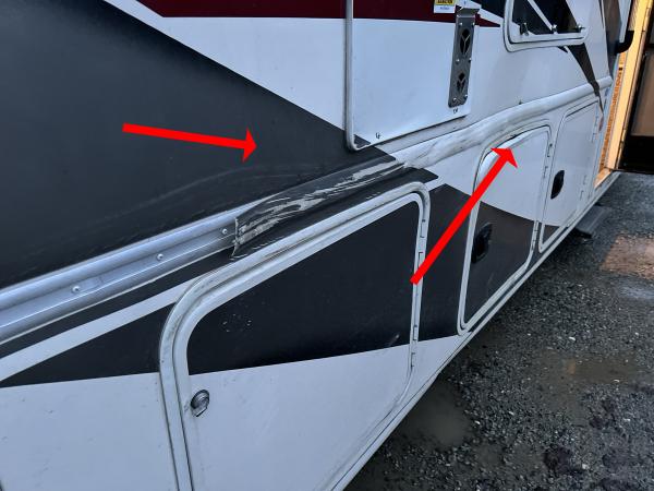 2022 Thor Hurricane Class A Motorhome - Image 43