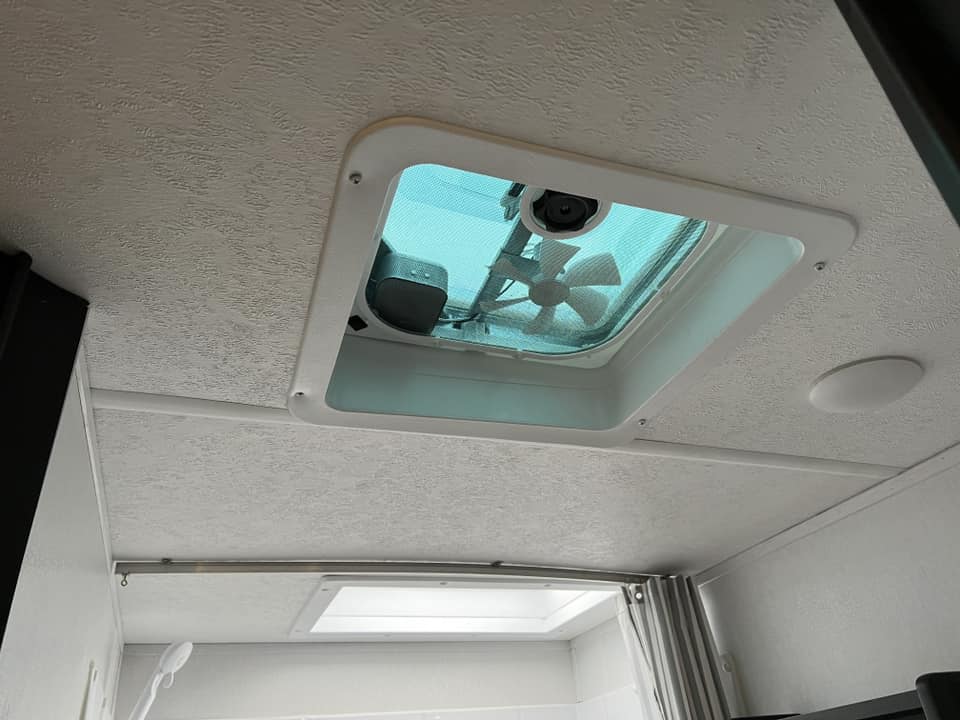 2022 Forest River Coachmen Travel Trailer 257BHS - Image 25