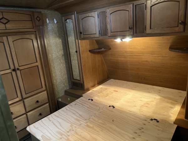 2015 Crossroad Sunset 32RL - Image 19