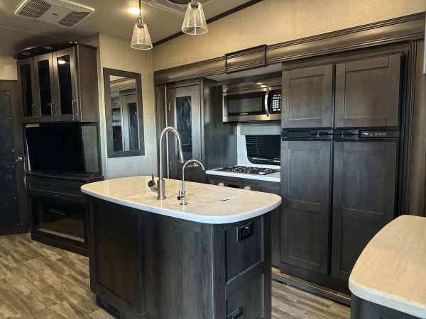 2021 Grand Design Reflection 311BHS - Image 8