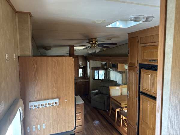 2008 Forest River Cardinal 35SB - Image 35
