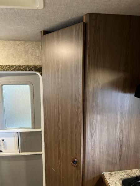 2018 80WSL Travelaire Camper - Image 18