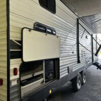 2022 Coleman Lantern 295 Travel Trailer - Image 29
