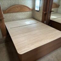 2008 Forest River Cardinal 35SB - Image 21
