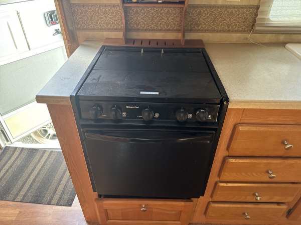 2008 Forest River Cardinal 35SB - Image 26