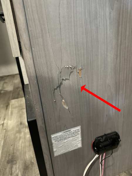 2022 Coleman Lantern 295 Travel Trailer - Image 35