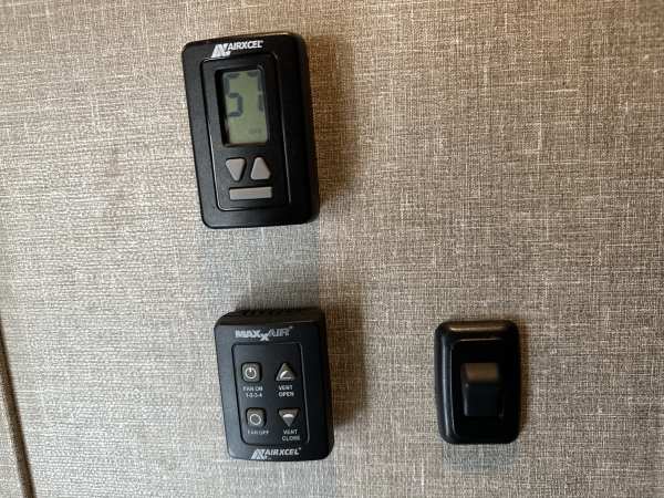 2021 Grand Design Reflection 311BHS - Image 29