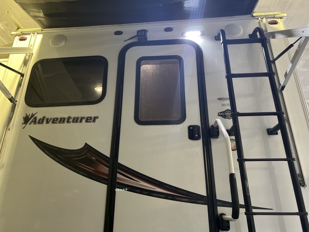 2019 Alpine Adventure Camper - Image 7