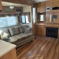 2008 Forest River Cardinal 35SB - Image 7