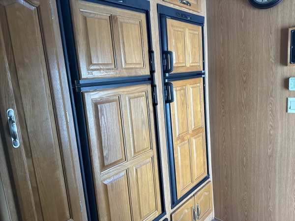 2008 Forest River Cardinal 35SB - Image 23