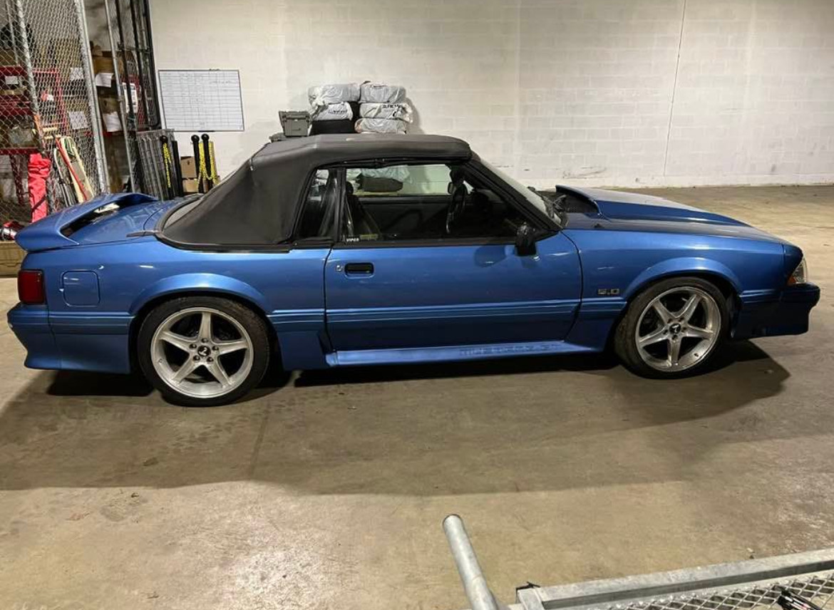 1989 Ford Mustang - Image 4