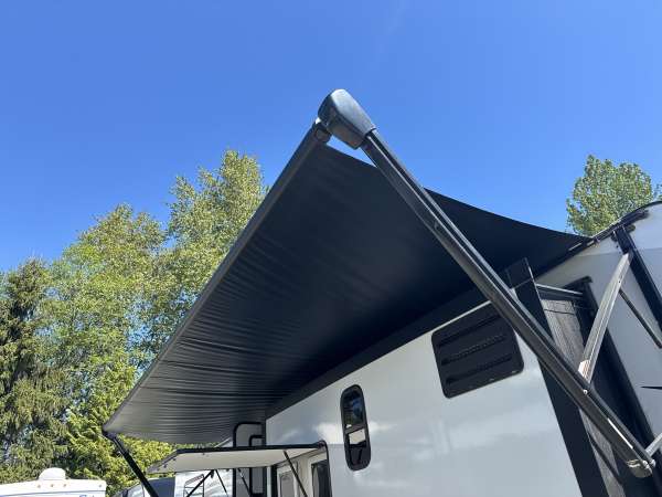 2022 Keystone Sprinter LTD 333FKS - Image 7