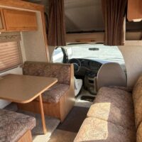 2007 Winnebago Motorhome - Image 11