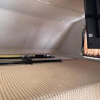 2007 Winnebago Motorhome - Image 18
