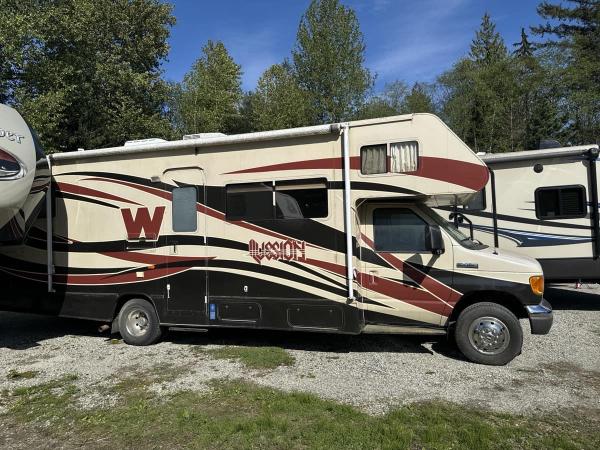 2007 Winnebago Motorhome - Image 5