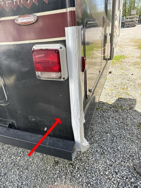 2007 Winnebago Motorhome - Image 33