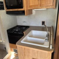2007 Winnebago Motorhome - Image 26