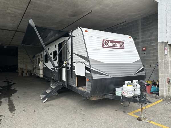 2021 Dutchmen MFG Coleman 202RD - Image 4