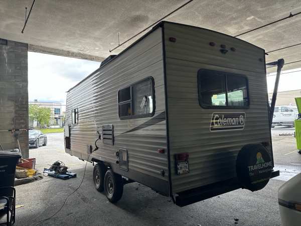 2021 Dutchmen MFG Coleman 202RD - Image 8