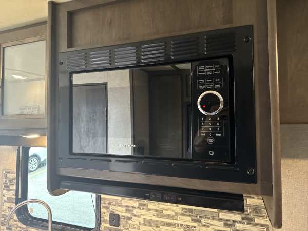 2021 Dutchmen MFG Coleman 202RD - Image 19