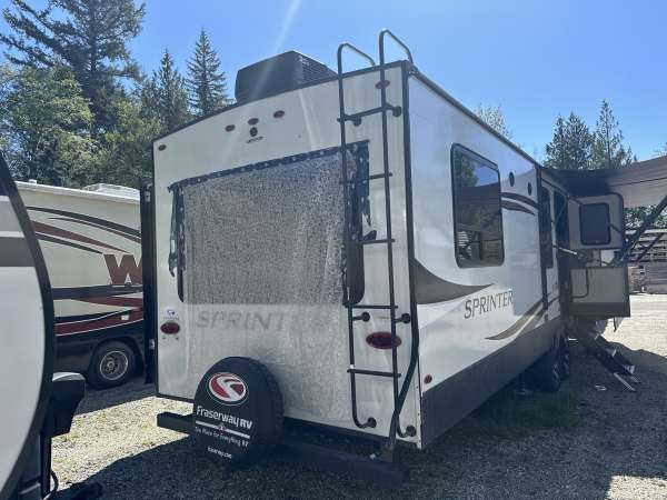 2022 Keystone Sprinter LTD 333FKS - Image 6