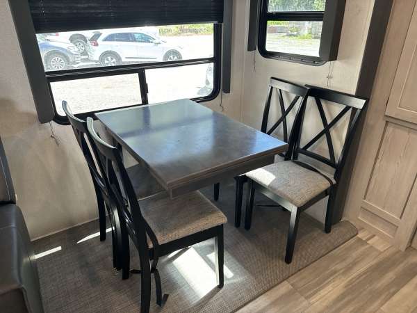 2022 Keystone Sprinter LTD 333FKS - Image 35