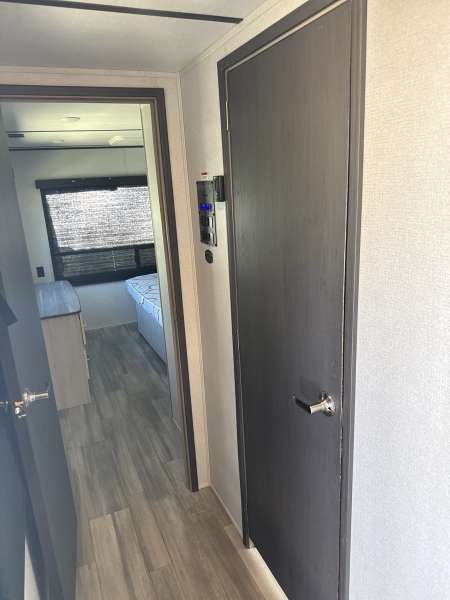 2022 Keystone Sprinter LTD 333FKS - Image 11