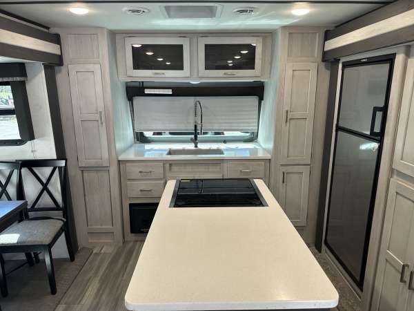 2022 Keystone Sprinter LTD 333FKS - Image 10