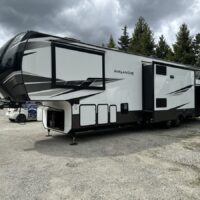 2021 Keystone Avalanche 390DS - Image 2