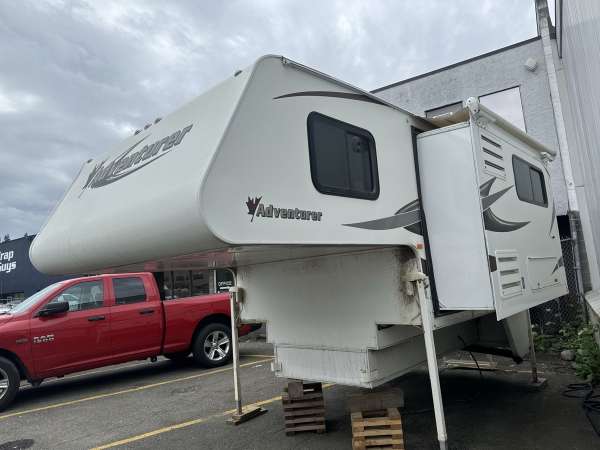 2014 Adventurer LP Camper 86SBS - Image 3