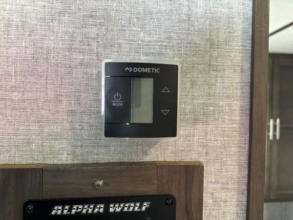 2019 Cherokee by Forest River Alpha Wolf Series M-27RK-L - Image 30