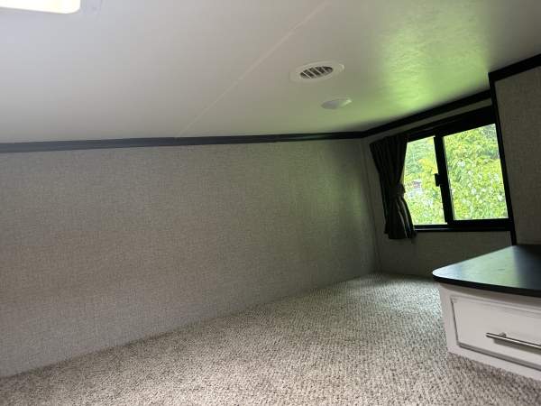 2020 Jayco Bungalow 40 LOFT - Image 22