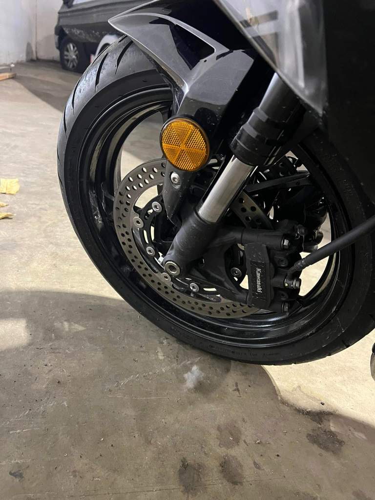 2023 Kawasaki Ninja ZX-4R - Image 9