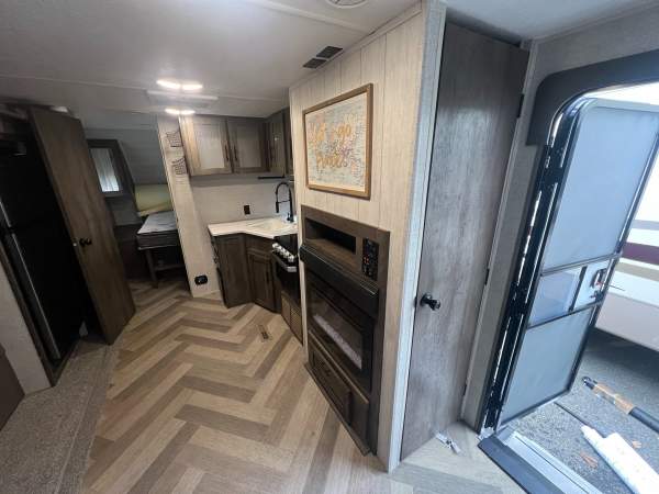 2020 Forest River Salem T22RBS - Image 7