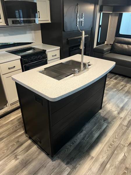 2022 Highland Ridge Open Range 322RLS - Image 9