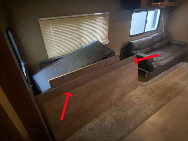 2017 Dutchmen Coleman 295QB - Image 18