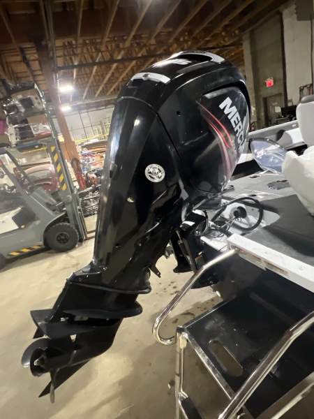 2018 Smoker Craft 172 Ultima LE - Image 11