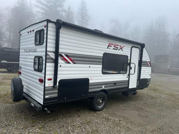 2022 Forest River Wildwood 179DBK - Image 5