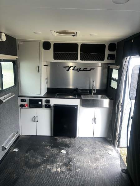 2021 Intech Flyer Discovery - Image 9