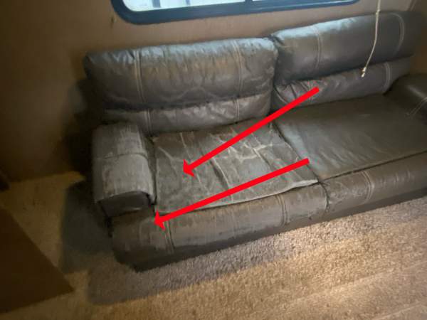 2017 Dutchmen Coleman 295QB - Image 19