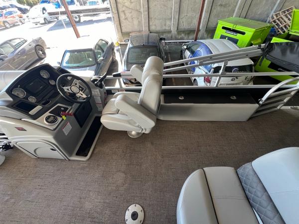 2023 Ranger RP220FC - Image 20