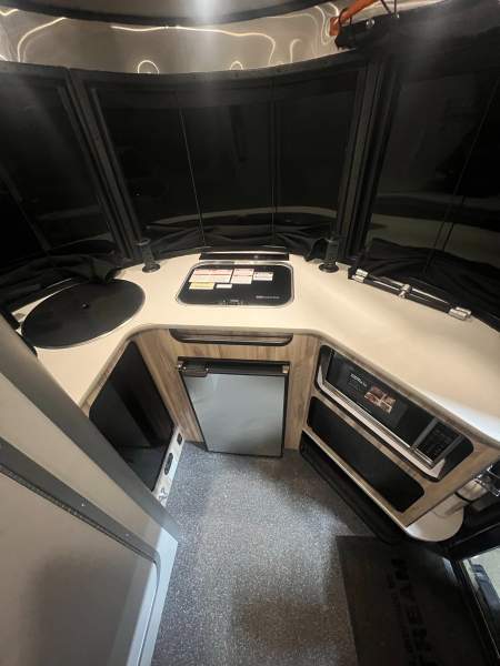 2022 Airstream Basecamp 16X - Image 10