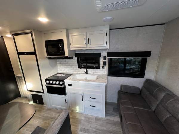 2023 Jayco Jayflight 264BHW - Image 12