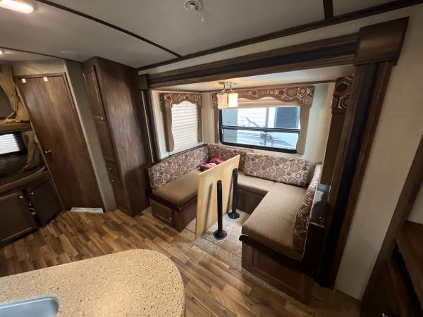 2016 Keystone Cougar XL 25RDB - Image 12