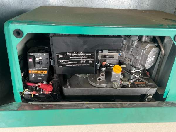 2018 Keystone Montana HM344RL - Image 35