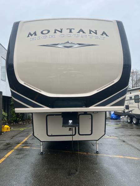 2018 Keystone Montana HM344RL