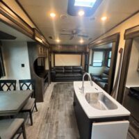 2018 Keystone Montana HM344RL - Image 7