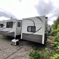 2016 Keystone Hideout 31BHDS - Image 3