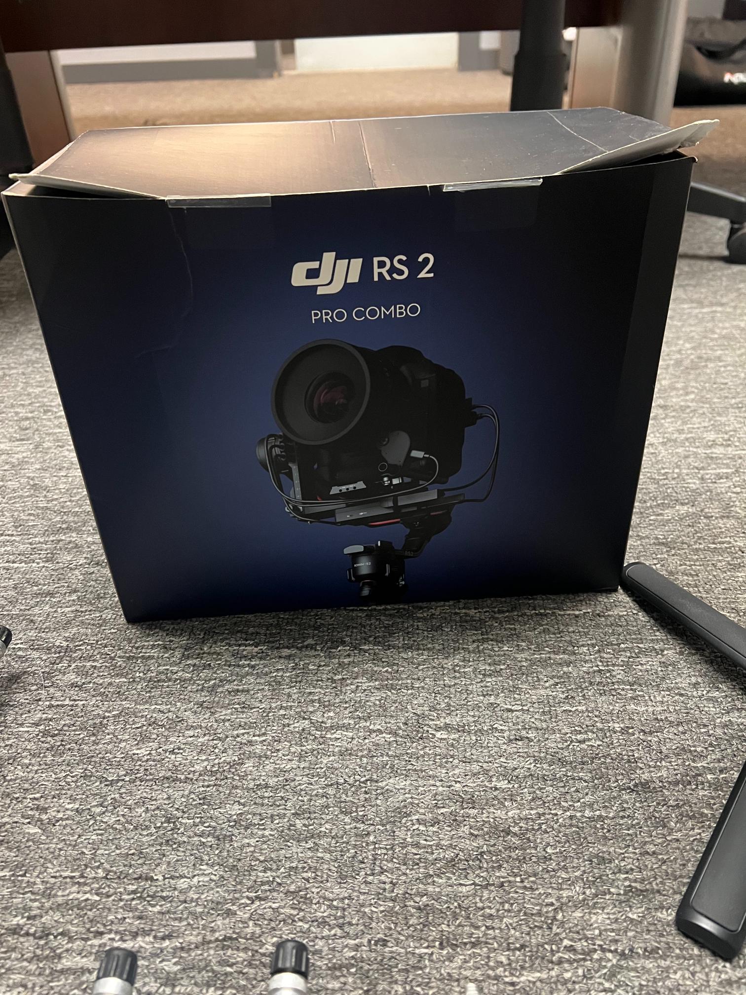 DJI RS 2 Pro Combo and Tripods - Image 8