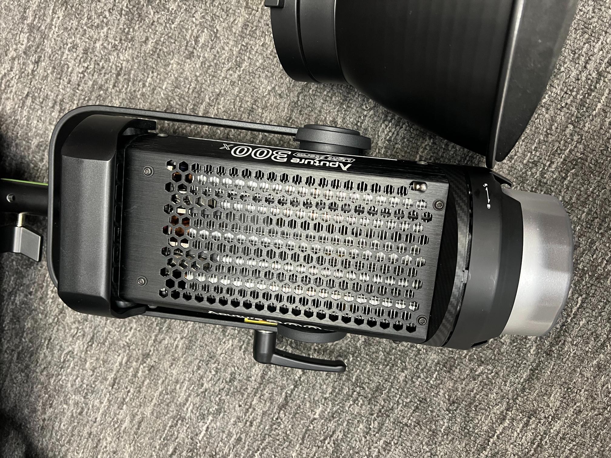 Aputure 300X Video Lights and Nanlite Forza Soft Box - Image 6